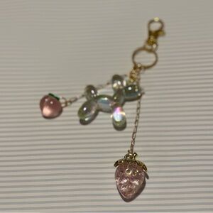 Green Balloon Dog Keychain